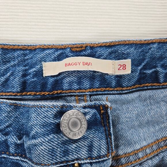 Levi's Premium Mid Rise Baggy Dad Jeans Women's Size 28 - Picture 3 of 9